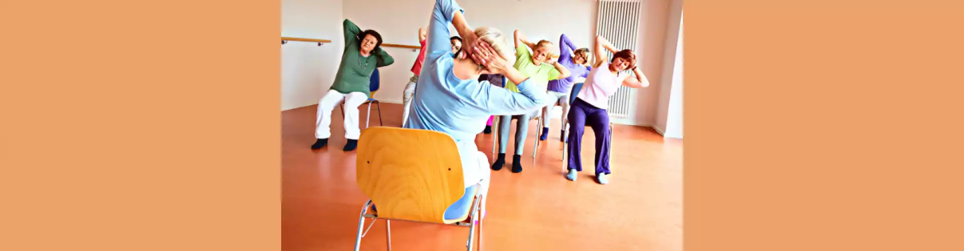 Yoga en silla y Qigong - ¡Siéntate o ponte de pie!